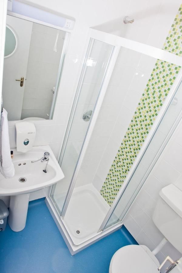 Хостелы Snoozles Quay Street Tourist Hostel Голуэй