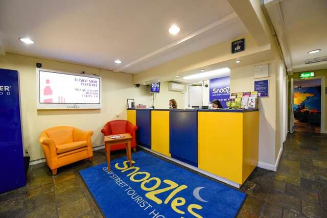 Хостелы Snoozles Quay Street Tourist Hostel Голуэй-14